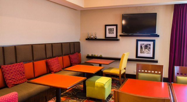 Hampton Inn Torreon Airport-Galerias, Boek Hotel Torreón Coahuila