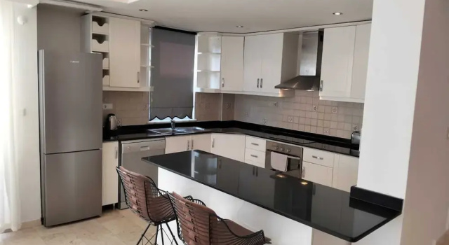 Вилла с 4 комнатами с балконом Luxury Villa in Alanya near Beach, Alanya Villa 1019