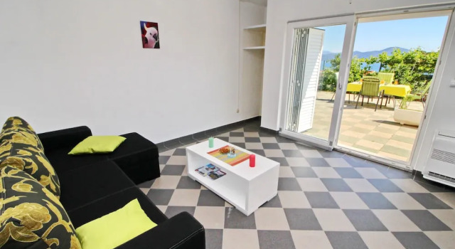 Апартаменты c 1 комнатой с балконом Apartments Gusti