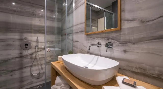 Полулюкс Glow Boutique Hotel & Suites