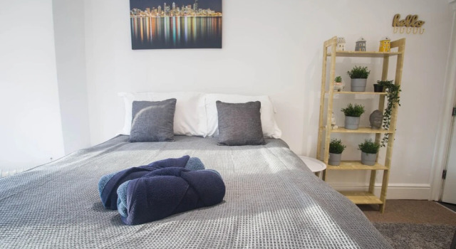 Short Stay Bristol - Stapleton 1 Apartment, Varaa Huoneisto Asunnot kohteessa Merseyside, Huoneisto
