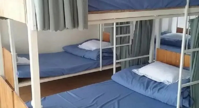 Кровать в общем номере Sunrise Hotel - Hostel