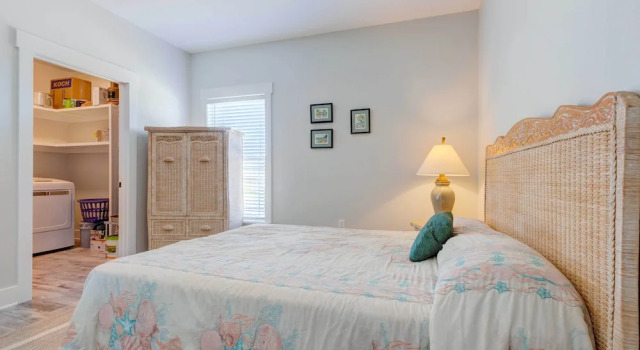 Bayfront Dauphin Island Home w/ Beach Access!