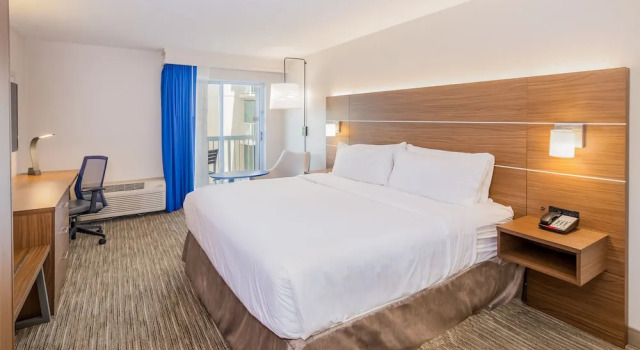 Двухместный номер Standard с видом на город Holiday Inn Express Orange Beach - On The Beach by IHG