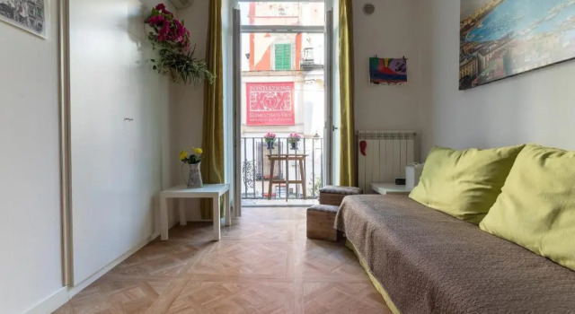 Il Balcone Sui Presepi Apartment, Забронировать Апартаменты/квартира Отели Неаполя с парковкой, рядом с Ospedale degli Incurabili, Парковка