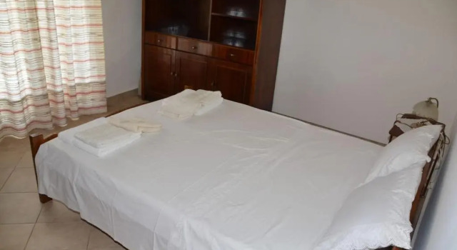 Traditional summer house in Marmari, Book Vacation Home Marmari Evia