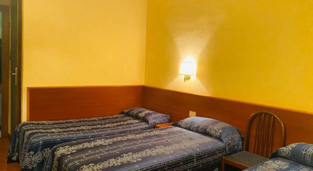 Трёхместный номер Standard Hotel Ferrari