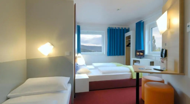 Трёхместный номер Standard B&B Hotel Heidelberg