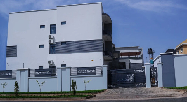 Solace Suits & Homes, Prenota Hotel Hotel a Bwari con parcheggio, Parcheggio