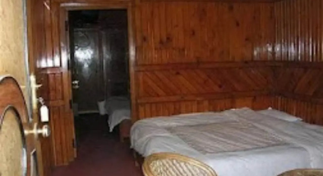 Четырёхместный номер Deluxe Goroomgo Deluxe Ankur Lake View Nainital