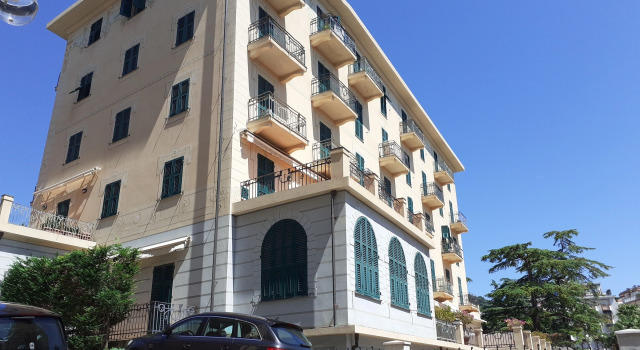 Palace Apartment
