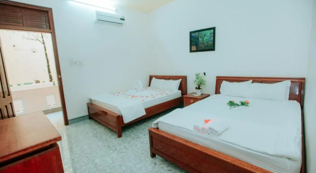 Четырёхместный номер Standard Nhà Nghỉ Kim Lài - Đối diện bệnh viện tỉnh Gia Lai -132 Tôn Thất Tùng