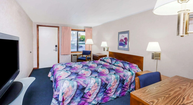 Двухместный номер Standard Knights Inn Mackinaw City