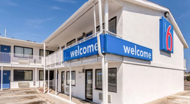 Motel 6 Fort Worth, TX - North, 预订 汽车旅馆 沃思堡 Dallas - Fort Worth Metropolitan Area