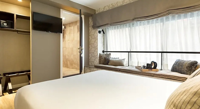 Номер Standard Acta Splendid