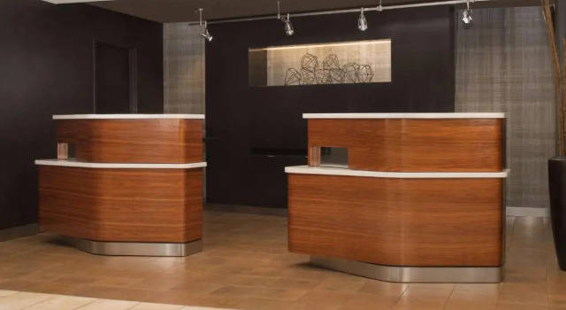 Courtyard Seattle Bellevue Redmond, Varaa Hotelli Redmond Washington (state)