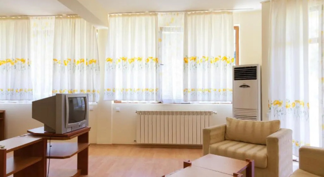 Полулюкс Family Hotel Gorski Kut