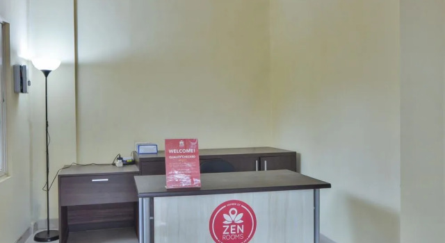 ZEN Rooms Kebagusan Raya 21, Забронировать Отель Джакарта провинция Джакарта, рядом с Зоопарк Рагунан