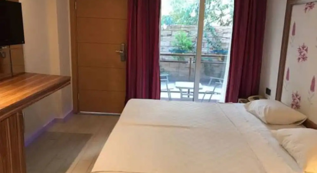 Номер Standard с балконом Cle Beach Boutique Hotel