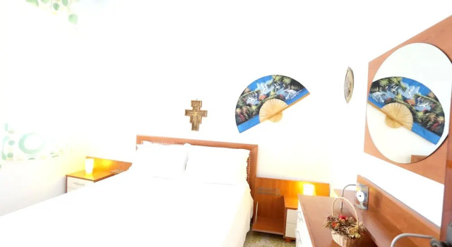 House With 2 Bedrooms in Punta Braccetto, With Furnished Terrace - 500, Book Hotel Hotels in Sicily with Parking, Parking