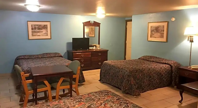 Номер Standard HWY Express Inn & Suites