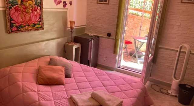 chambre double avec salle de bain privée, Varaa Hotelli  