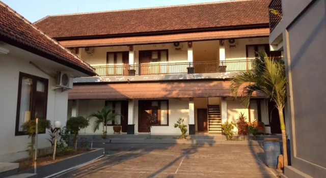 OYO 90895 Giri Puspa Guest Hose, Boek Pension Benoa Bali