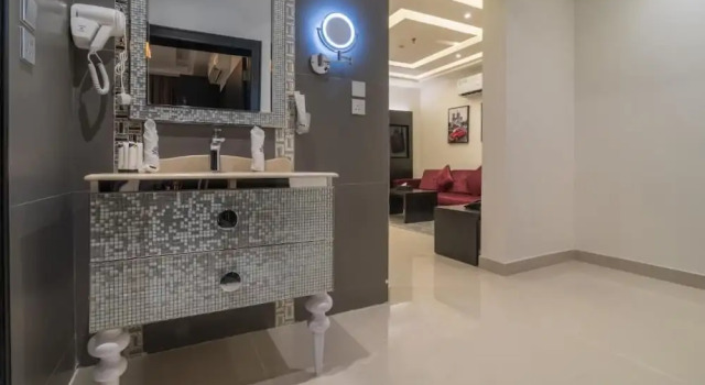 Люкс Deluxe South Hotel Suites