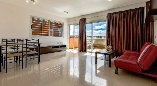 La Flora Apartments, Book Apartment Hotels in Tenerife with Parking, Parking