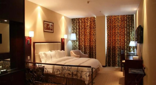 The Charter House Hotel, Rezerwuj Hotel Hotele w Shenzhen z parkingiem, Parking