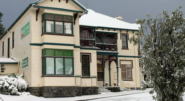 Bischoff Hotel, Book Hotel Hoteller i Waratah med parkering, Parkering