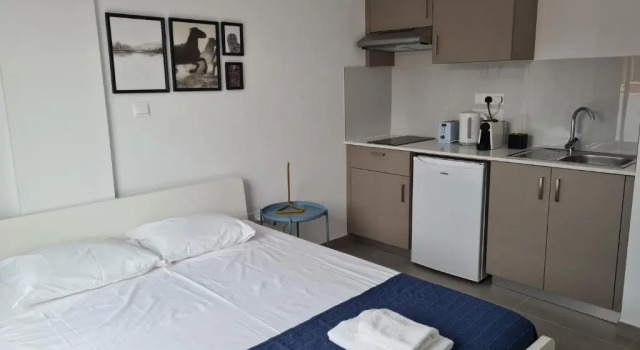 Tefkrou Anthia 9 apts, Забронировать Отель Отели Айия-Напа с парковкой, рядом с Парк развлечений Айа-Напа, Парковка