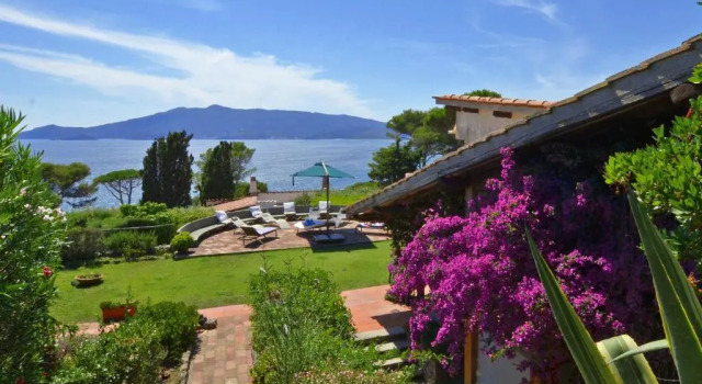 Вилла с видом на море Villa Ada in Ansedonia