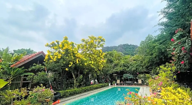 Кровать в общем номере (женский номер) Tam Coc Garden Homestay