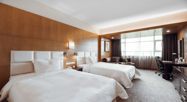 Двухместный номер Executive Holiday Inn Changzhou Wujin by IHG