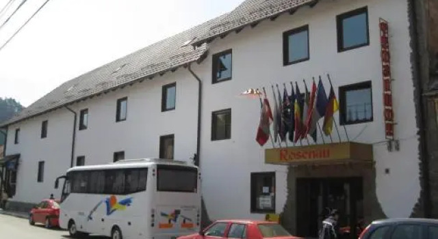 Pensiunea Rosenau, Rezervovat Hotel Hotely v Prahova Valley s parkováním, Parkování