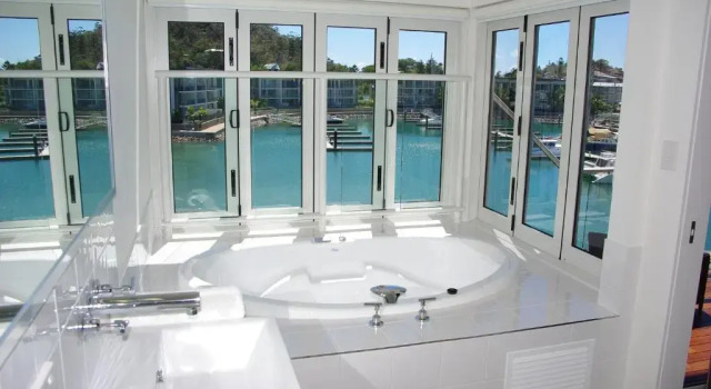 Апартаменты Beachside Magnetic Harbour Apartments