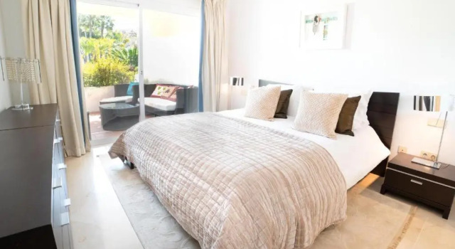 Jardines de ventura del mar 2 b301, Забронировать Отель Марбелья Коста-дель-Соль, рядом с Casino Marbella