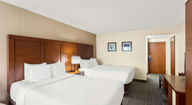 Четырёхместный номер Standard Comfort Inn White River Junction