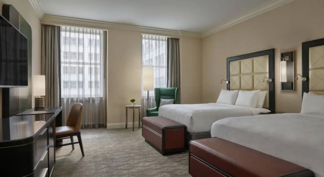 Четырёхместный номер Standard JW Marriott Chicago
