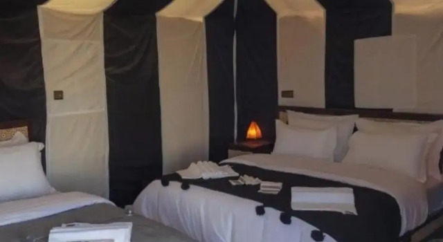 Трёхместный номер Comfort Merzouga Twilight Camp