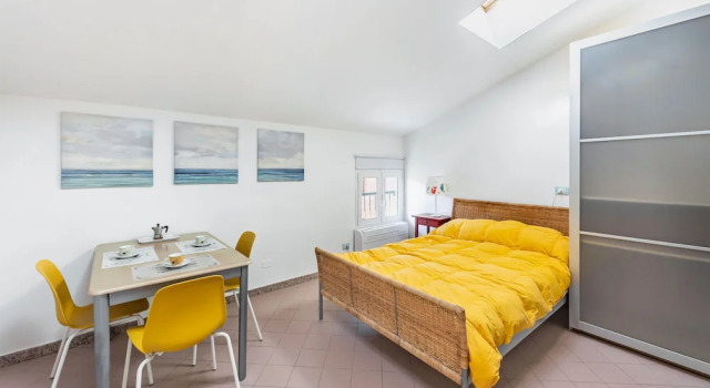 Studio flat- Vicolo Stradellaccio, Забронировать Апартаменты/квартира Болонья провинция Болонья, рядом с Башня Гарисенда