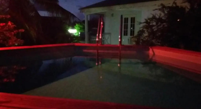 Embruns, Prenota Hotel Hotel a Grande-Terre con piscina, Piscina