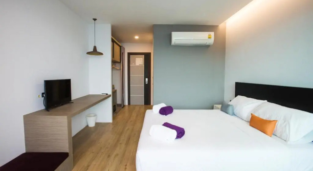 Двухместный номер Superior с видом на город Chaweng Villawee Hotel