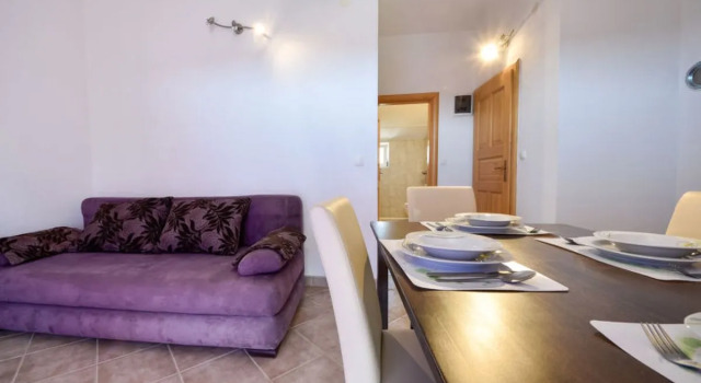 Apartment Milin Murter/Jezera 26991, Забронировать Апартаменты/квартира Отели Шибенско-Книнская жупания с парковкой, Парковка