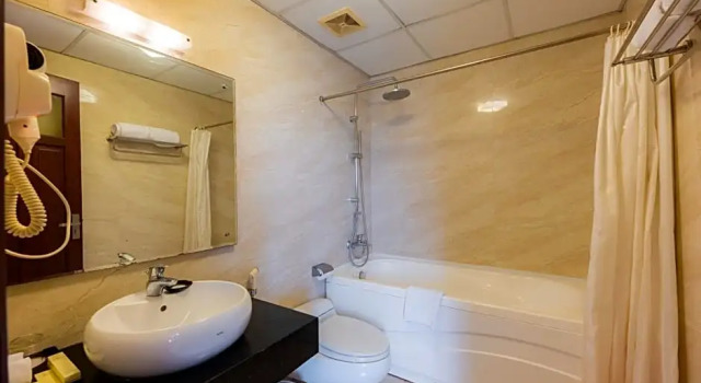 Номер Deluxe Riverside Hanoi Hotel