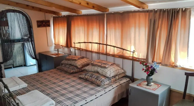 Люкс Deluxe Bright Cozy Apartment in Tbilisi