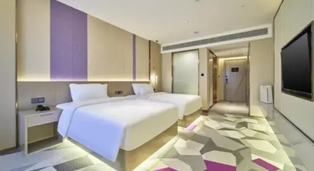 Lavande Hotel (Liaocheng East Ajiao Street), Prenota Hotel Hotel a Shandong con parcheggio, Parcheggio