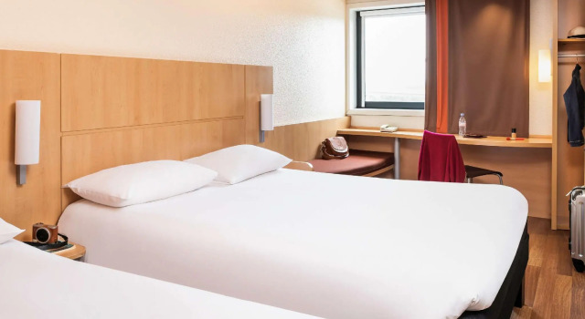 Трёхместный номер Standard ibis Paris Creteil