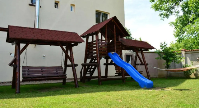 La Mateo, Rezerwuj Hotel Călimăneşti 